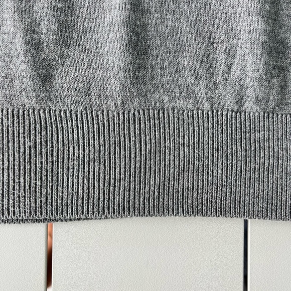 H&M 1/2 Button Down Sweater w/ 3/4 Sleeves- Gray- sz Large - Picture 6 of 10